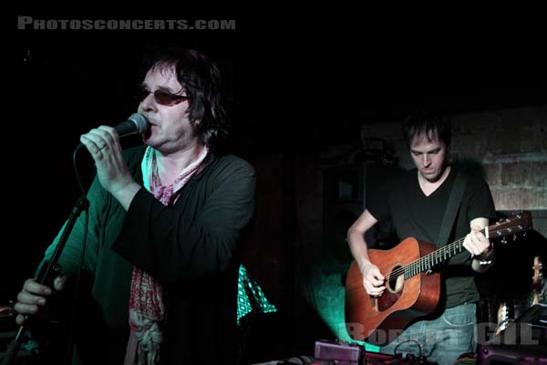 LEGENDARY PINK DOTS - 2009-11-12 - PARIS - Le Klub - 